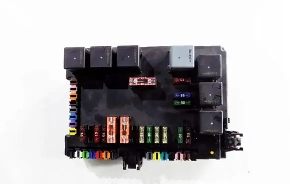 Mercedes-Benz S W221 Fuse module a2215402550