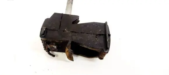Ford Galaxy Engine mount bracket