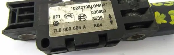 Volkswagen Phaeton Airbag deployment crash/impact sensor 7L0909606A
