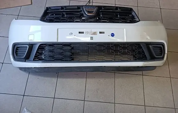Dacia Sandero Front bumper