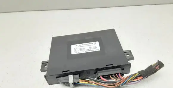Mercedes-Benz E W212 Comfort/convenience module A2129003806 A2129011000 A2129029702