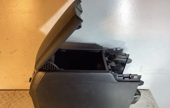 Lexus RX 450H Armrest 5891248150 5892348170