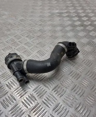 Land Rover Discovery Sport Engine coolant pipe/hose HSR2433807