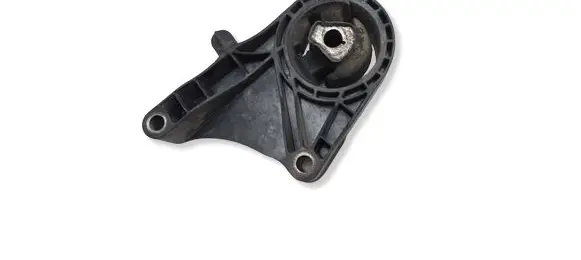 Opel Insignia A Engine mount bracket 13227767
