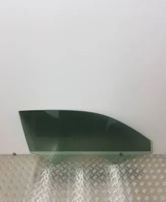Audi A1 Front door window/glass (coupe) 43R00082