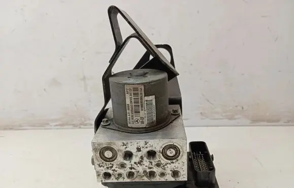 Mercedes-Benz GLE (W166 - C292) ABS Pump A1669013400