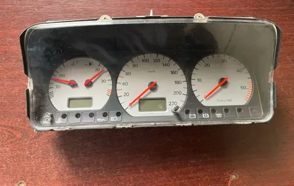 Volkswagen PASSAT B5 Speedometer (instrument cluster) 3A0919861G