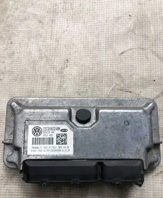 Seat Ibiza IV (6J,6P) Engine control unit/module 03C906024BK