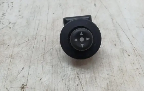 Peugeot Partner Wing mirror switch 185526