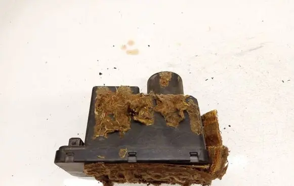Audi A6 S6 C5 4B Vacuum pump