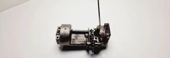 Audi A6 S6 C5 4B Oil pump 059103337B