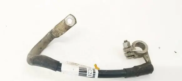 Volkswagen Golf V Positive cable (battery) 