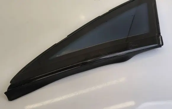 Audi A8 S8 D2 4D Rear side window 4D0845299 E143R001403 AB442