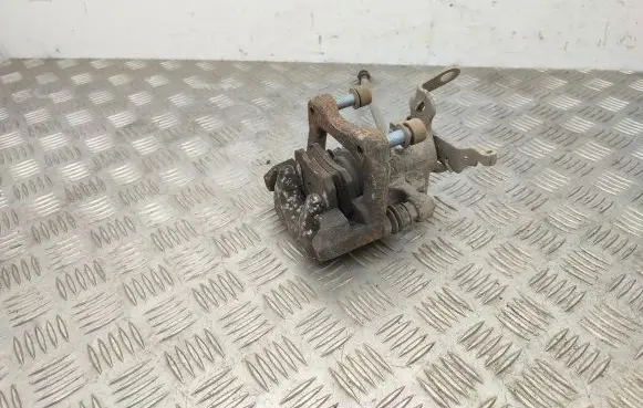 Skoda Octavia Mk3 (5E) Rear brake caliper
