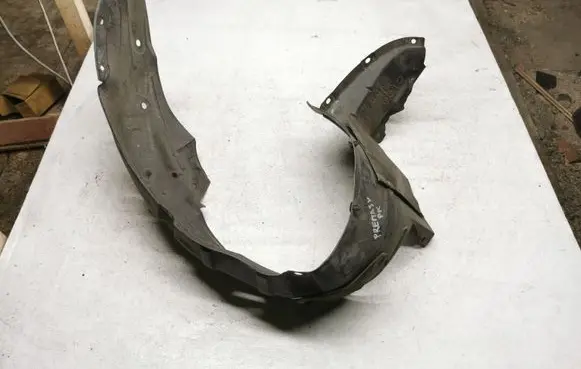 Mazda Premacy Front wheel arch liner splash guards