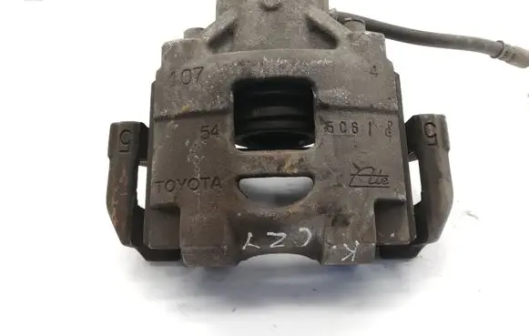 Front brake caliper