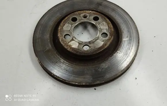 Volkswagen Golf IV Front brake disc