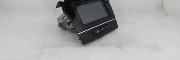 Suzuki Vitara (LY) Radio/CD/DVD/GPS head unit 10R057977 3992054P63 52R039920