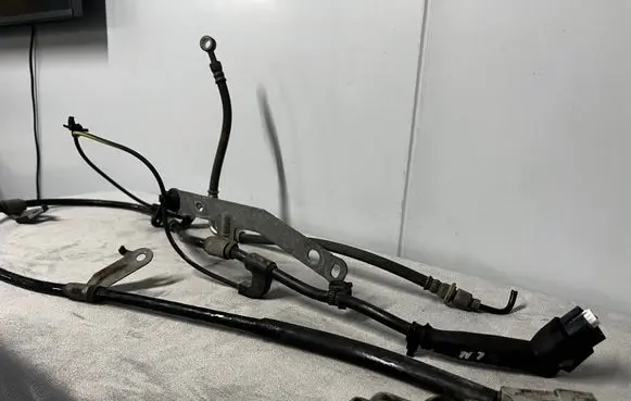 Subaru Outback (BT) Handbrake wiring loom/harness 