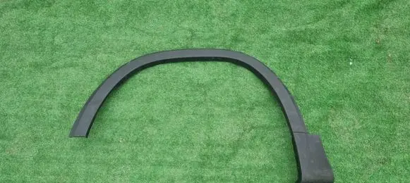 Mercedes-Benz B W247 Front arch trim 