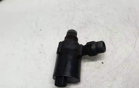 BMW X5 E53 Electric auxiliary coolant/water pump 8381989 64118381989