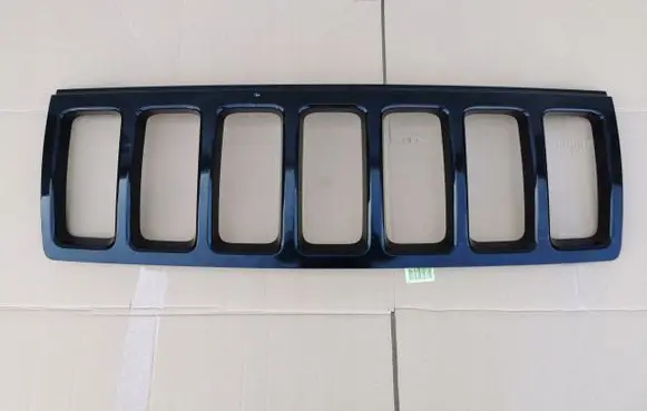 Jeep Grand Cherokee (WK) Front bumper upper radiator grill 4003AA