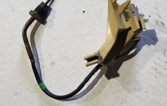 Audi A4 S4 B8 8K Exhaust gas temperature sensor 03L906088HA