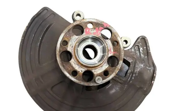 Mercedes-Benz B W246 W242 Rear wheel hub 