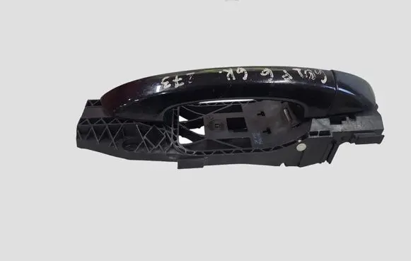Volkswagen Golf VI Rear door exterior handle