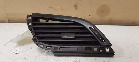 Peugeot 207 Dashboard side air vent grill/cover trim 9650088577 A1010046
