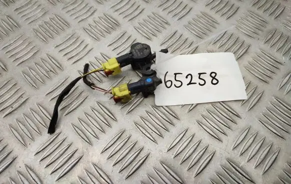 Audi A4 S4 B9 Airbag deployment crash/impact sensor 8W0959121A 4M0959651