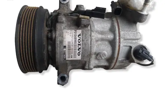 Volvo V40 Air conditioning (A/C) compressor (pump) P31348965 079373095B4