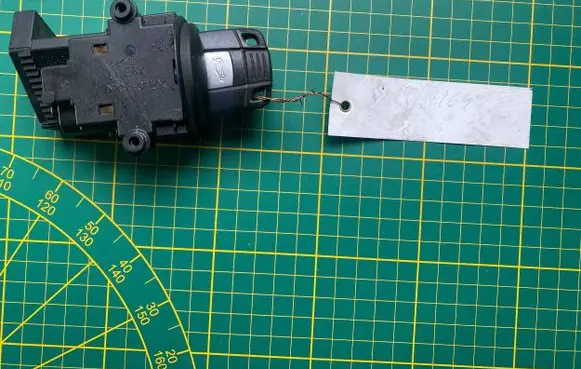 BMW 5 E60 E61 Ignition lock 695472210 10862510 695481001