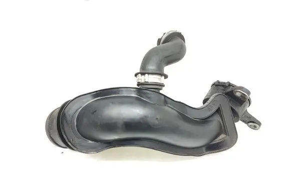 Ford Mondeo MK V Turbo air intake inlet pipe/hose DS739F805HD