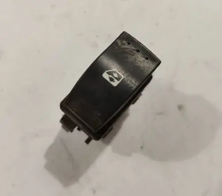 Renault Scenic II - Grand scenic II Electric window control switch 315027A