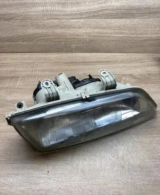 Nissan Primera Headlight/headlamp 203649B
