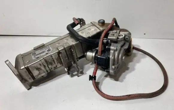 BMW 4 F36 Gran coupe EGR valve cooler 8513691