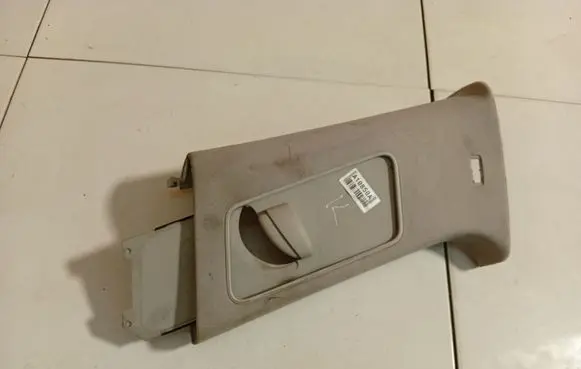 (B) pillar trim (top)