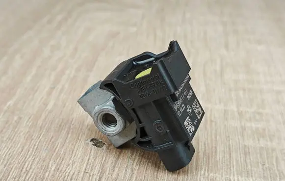 BMW X6 G06 Airbag deployment crash/impact sensor 9496817