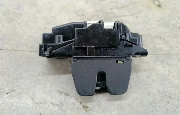 Citroen C5 Tailgate lock latch 9671153580
