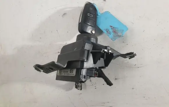Audi Q7 4L Ignition lock 4F0910131