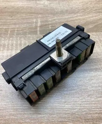 Peugeot 307 Fuse module 