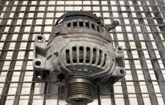 Mercedes-Benz Vito Viano W638 Generator/alternator 