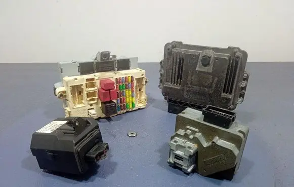 Alfa Romeo 159 Engine control unit/module ECU 55207176