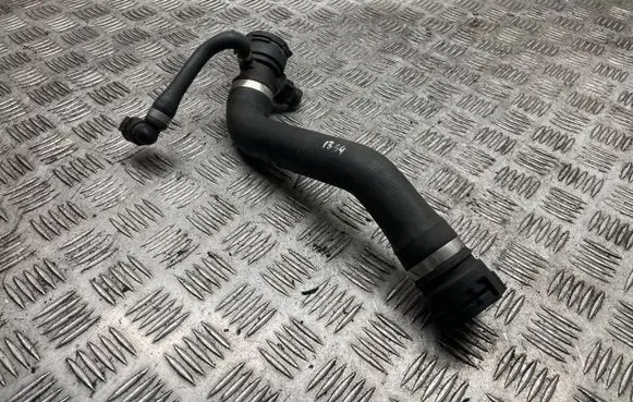 BMW 1 E81 E87 Engine coolant pipe/hose 7796869