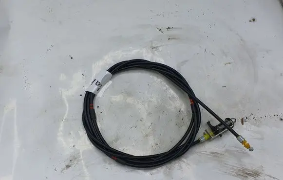 Mazda 5 Fuel cap flap release cable NOCODE