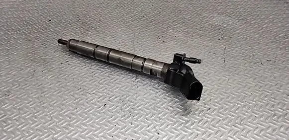 Audi A6 S6 C6 4F Fuel injector 0986435358
