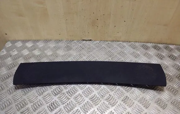 Tesla Model S Tailgate trim 100925100D