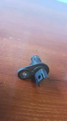 BMW 1 E81 E87 Camshaft position sensor 7558518
