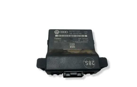 Volkswagen Golf Plus Gateway control module 1K0907951